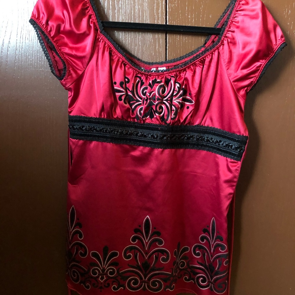 Satan blouse
